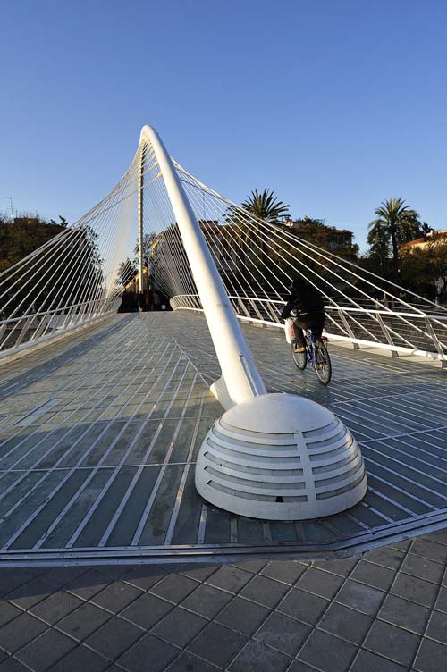 Puente sobre el río Segura